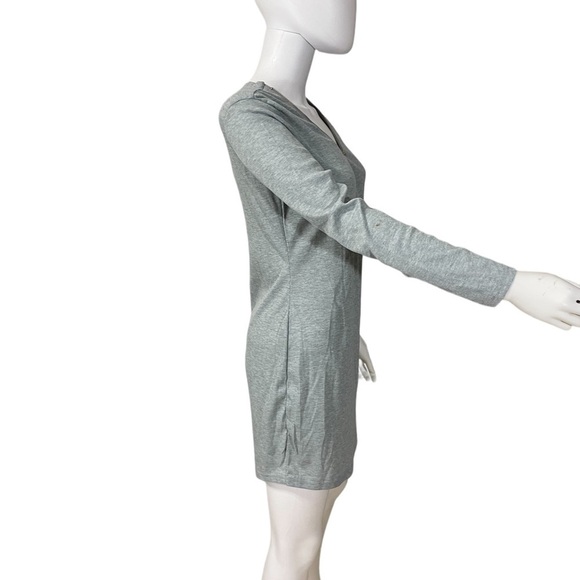 Grey Long Sleeve Front Zipper Dress Size M
New - Picture 6 of 7